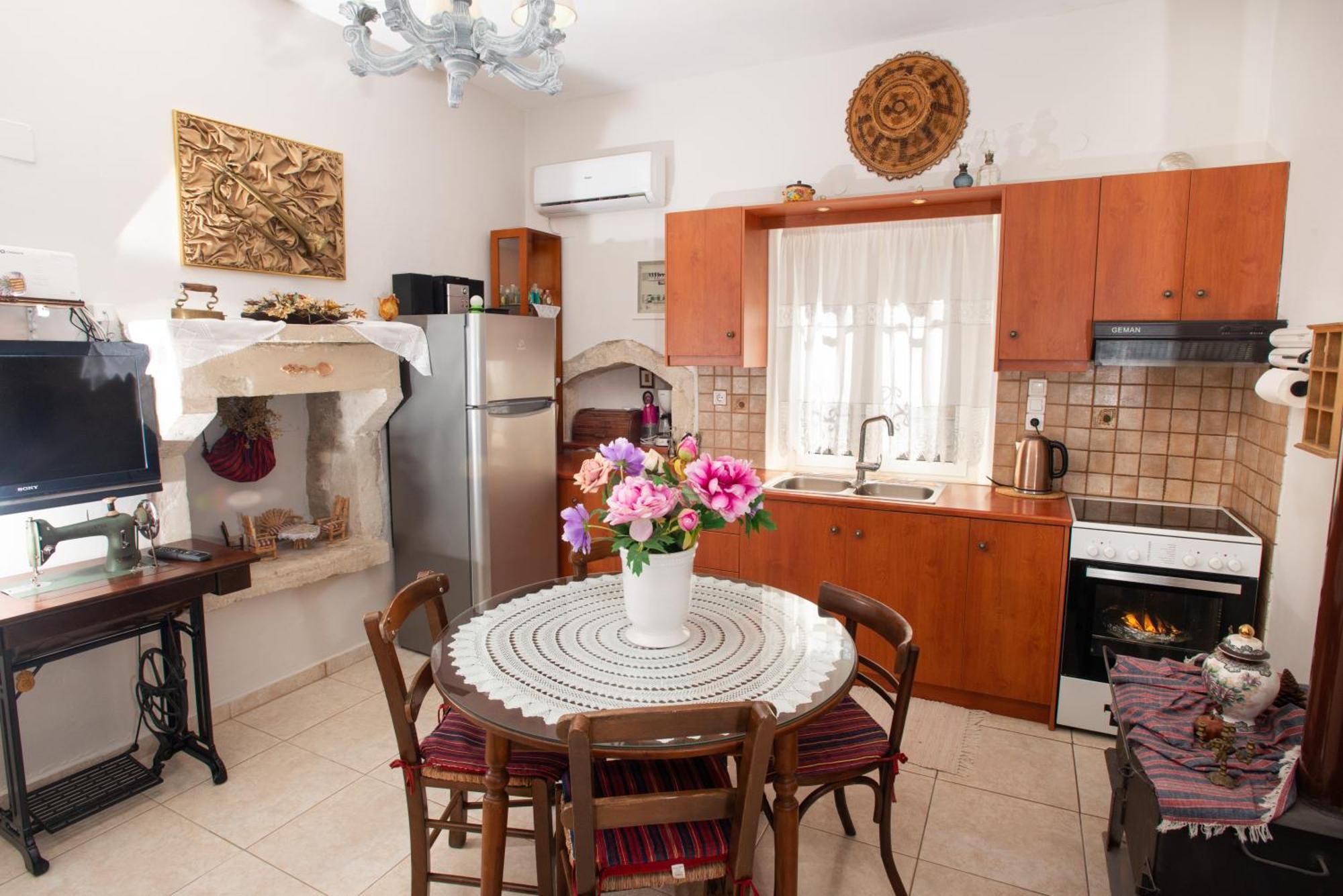 Eirini'S Traditional House Lísztarosz Kültér fotó